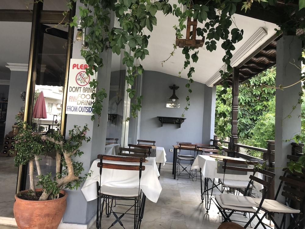 Hotel Hani Armutalan Esterno foto